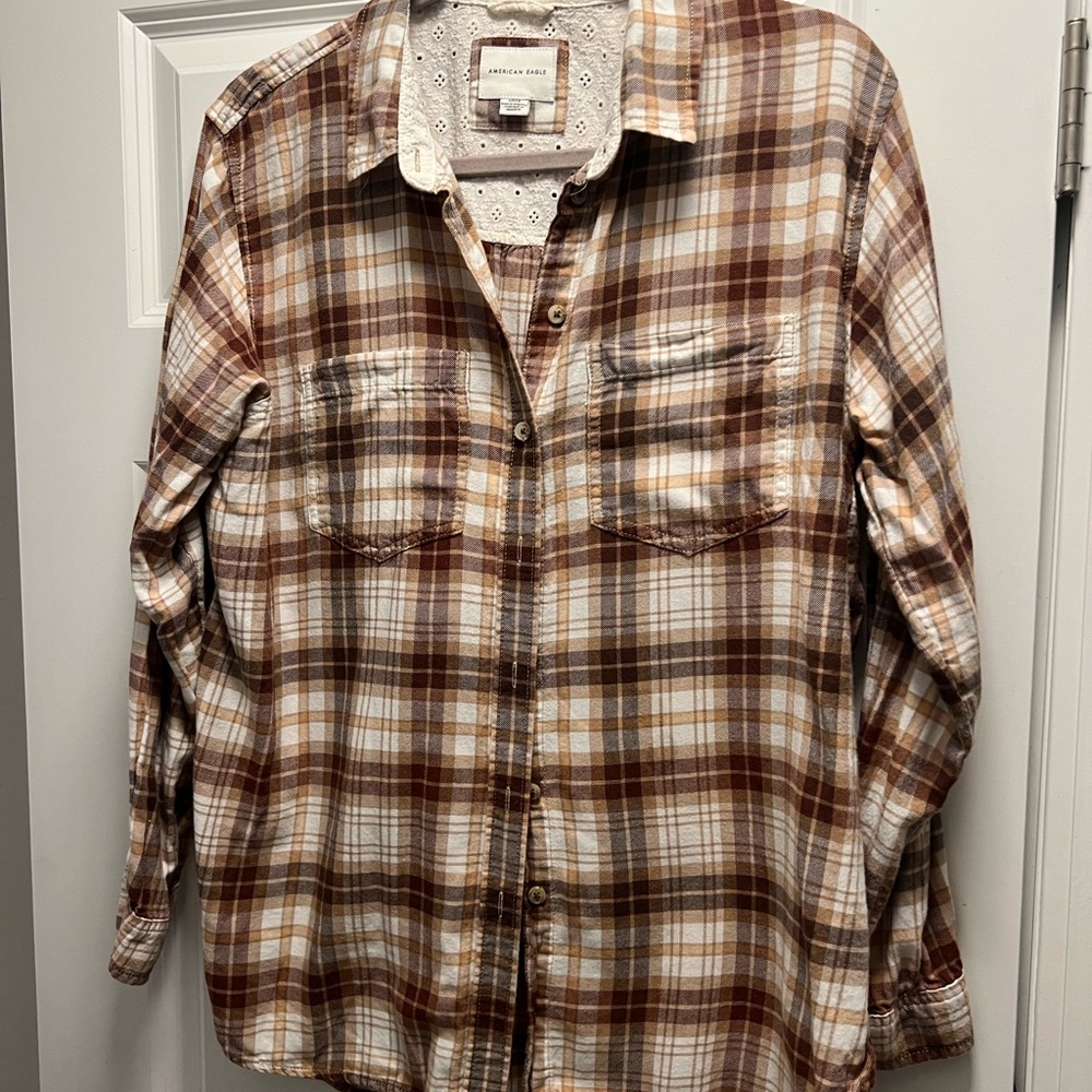 American Eagle Cream and Brown Plaid Shirt